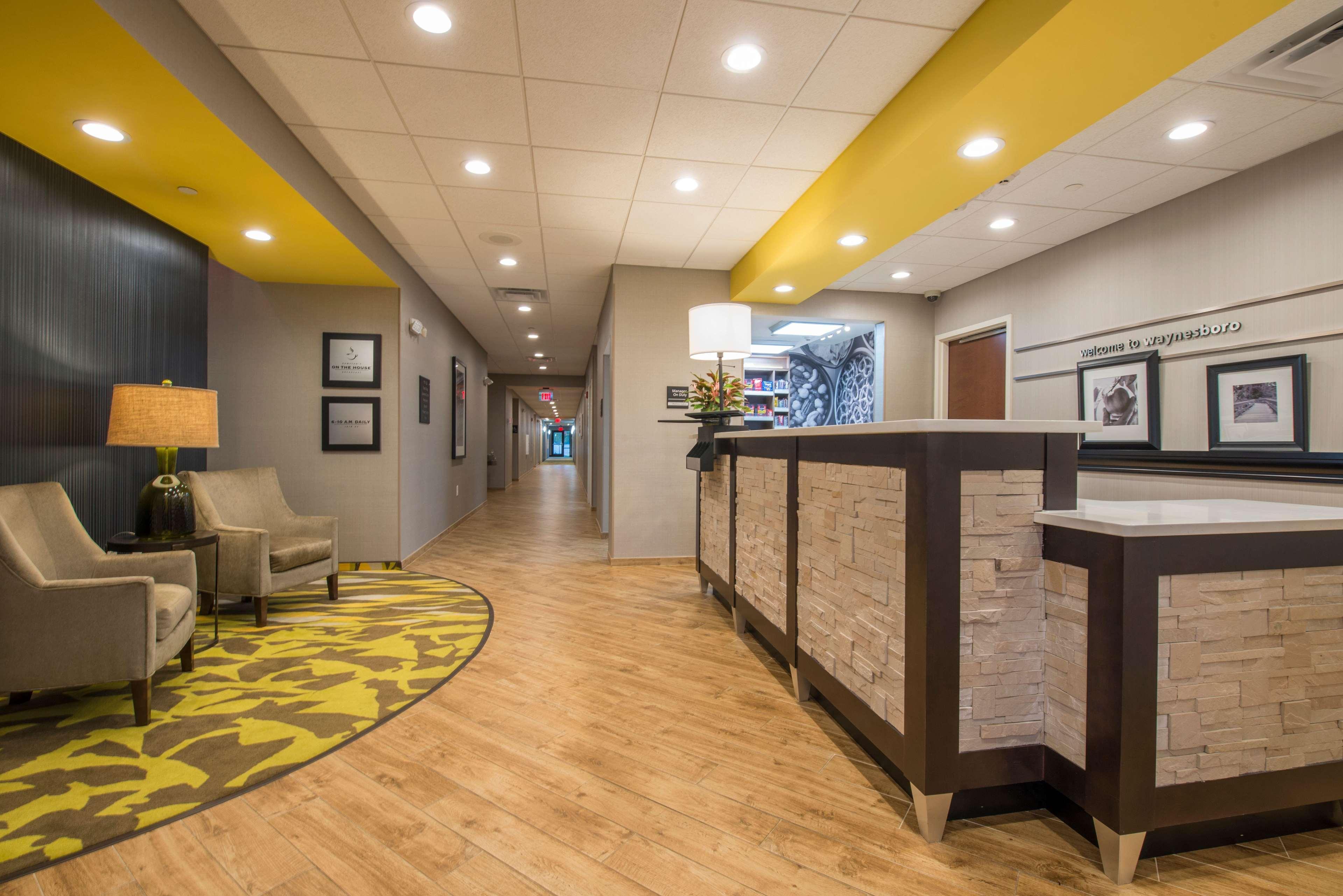 Hampton Inn Вейнсборо Екстер'єр фото