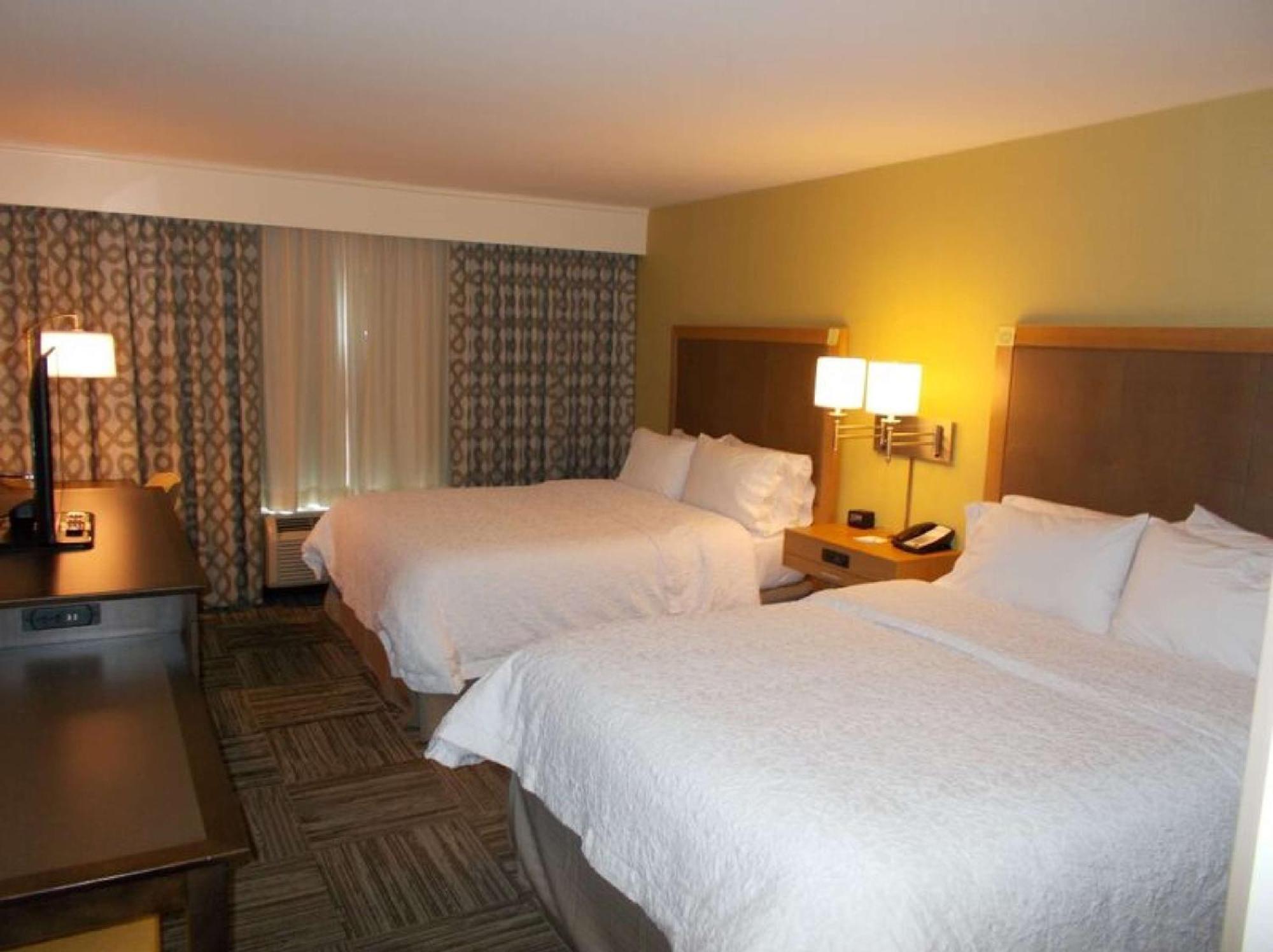 Hampton Inn Вейнсборо Екстер'єр фото